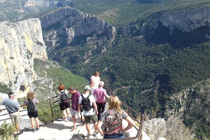 The Grand Canyon of Europe and Its Lavender Fields Small group - Lake Sainte-Croix and the optional change of pace