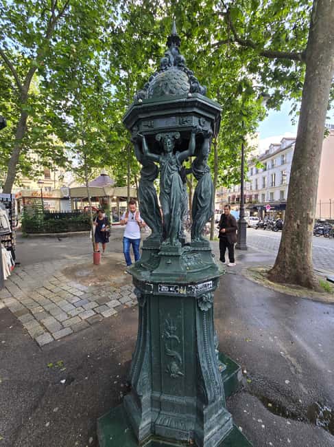 The historic district of Montmartre - Free time within the 20-minute section