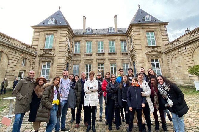 The Most Complete and Best Rated Tour of Bordeaux - The Grosse Cloche and Saint James Street