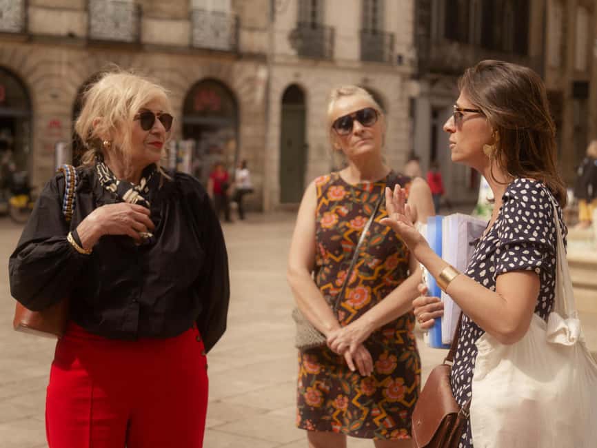 The Ultimate Bordeaux Food Tour: Full Meal & Fine Wines - Place Gambetta and Bordeaux’s sweet side