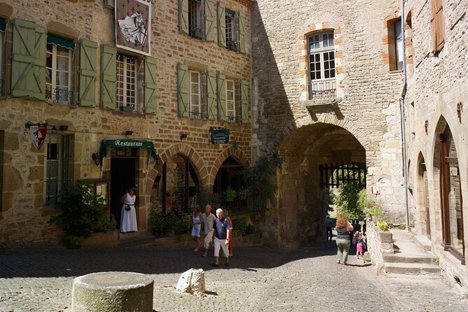Toulouse : Albi and Cordes/Ciel Day Trip with audio guides - Is $31.24 good value?
