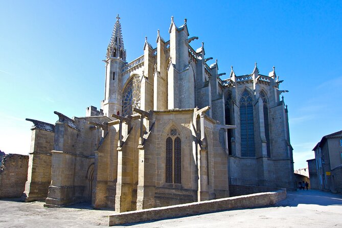 Toulouse : Carcassonne Day Trip by Coach with audio guides - Saint-Nazaire Basilica and the old citadel