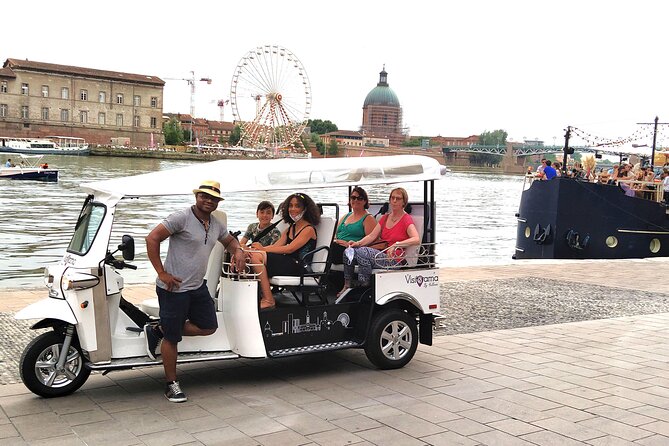 Toulouse Tour in Electric Tuk Tuk - Starting beside Le Capitole