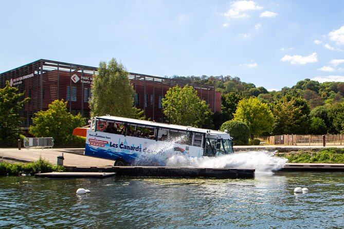 Tours of Paris and the Hauts-de-Seine in an Amphibious Bus - Key points at a glance