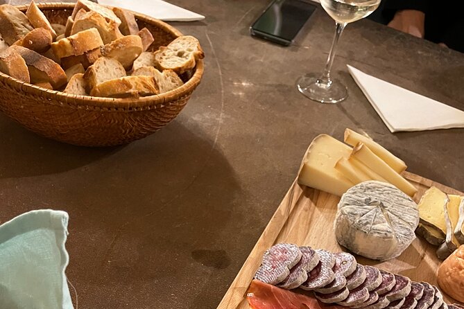 Traditional Gourmet Food & Wine Tour in Bordeaux - Starting at Place Pey Berland