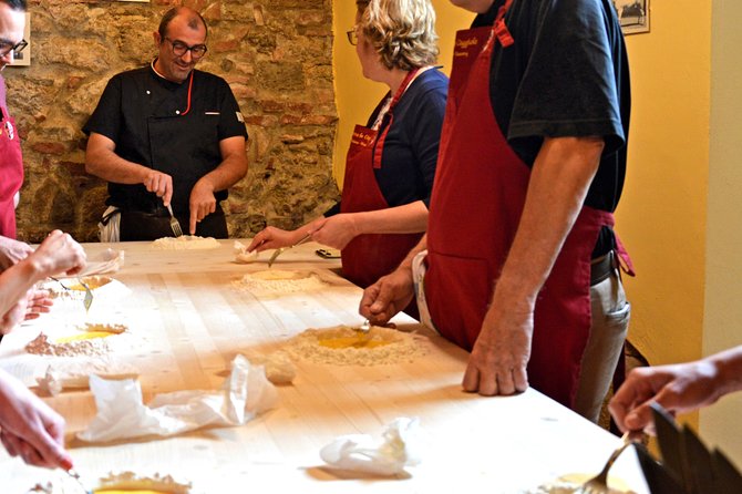 Tuscan Cooking Class - Traditional 5 course menù - Giacomo’s teaching style and what to expect