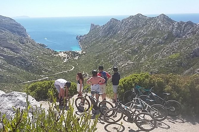 Ultimate Calanques Panoramic e-bike Ride – 3h (Small Group) - Through Marseille and toward the national park