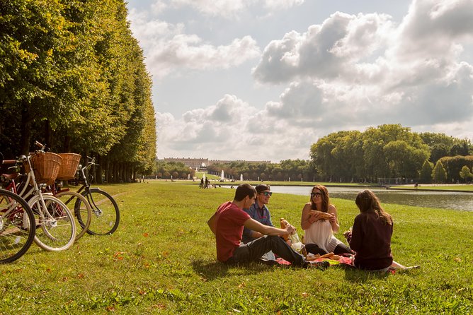 Versailles Bike Tour with Market, Gardens & Guided Palace Tour - The Palace of Versailles sets the scene