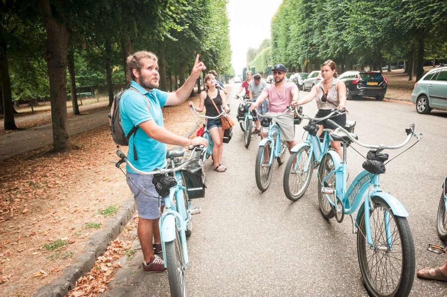 Versailles Bike Tour with Palace & Queen Farm Entrance - Starting at Gare Saint-Lazare and reaching Versailles
