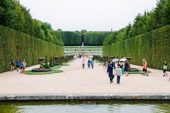 Versailles Château and Gardens Walking Tour from Paris by Train - How much value do you get for $79.94?
