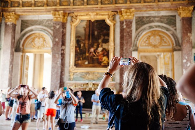 Versailles Château and Gardens Walking Tour from Paris by Train - Who should book this walking tour?