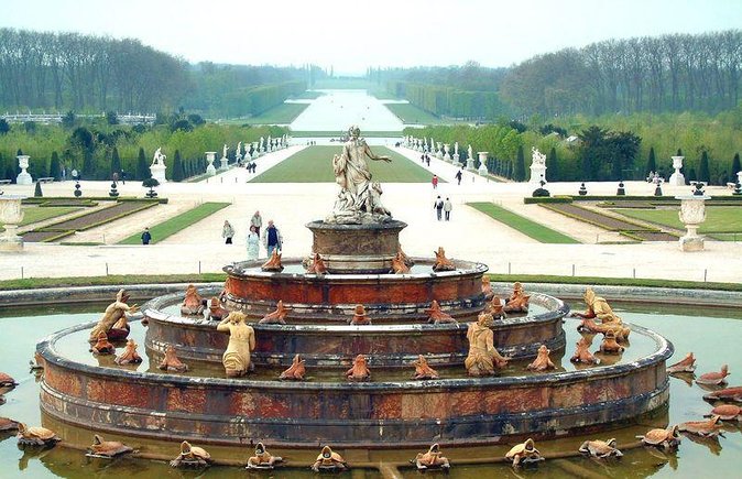 Versailles Domain Audio Guided Half Day Tour from Paris - Key points to know before booking
