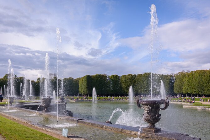 Versailles: Full Day Tour & Shuttle from Paris - Crowds, delays, and the weak point of the day