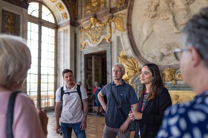 Versailles Full-Day Tour with the Estate of Marie-Antoinette - Getting from Paris to the palace