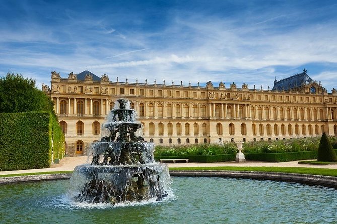 Versailles Full Tour: Palace, Gardens & Marie-Antoinette’s Estate - Lunch and the second half of the day