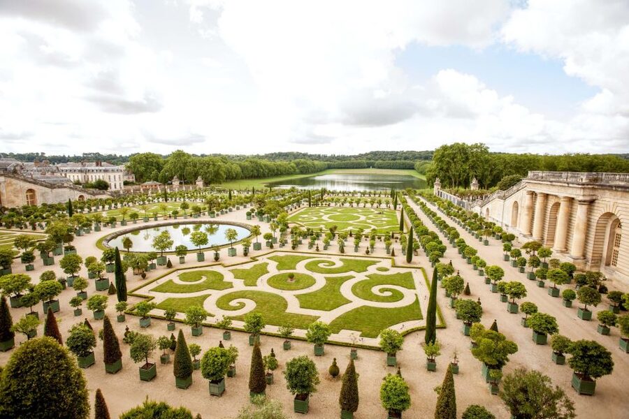 Versailles: Palace and Garden Bike Tour with Tickets - Weather, clothing, and comfort