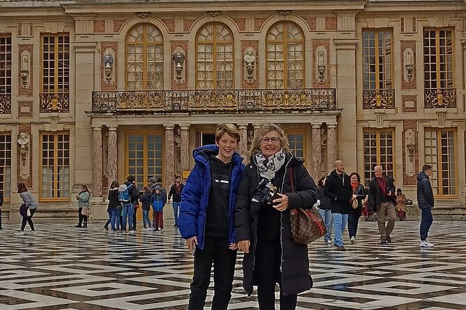 Versailles Palace and Garden Tour with Paris Private Transfers - Choosing your start time wisely