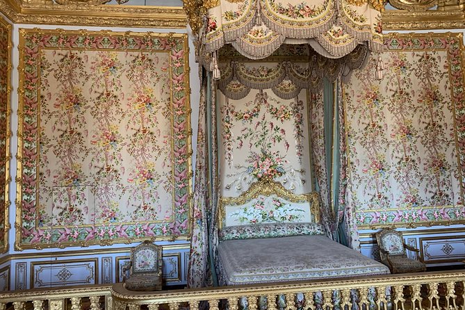 Versailles Palace and Giverny Private Guided Tour from Paris - What the $830.27 price really buys