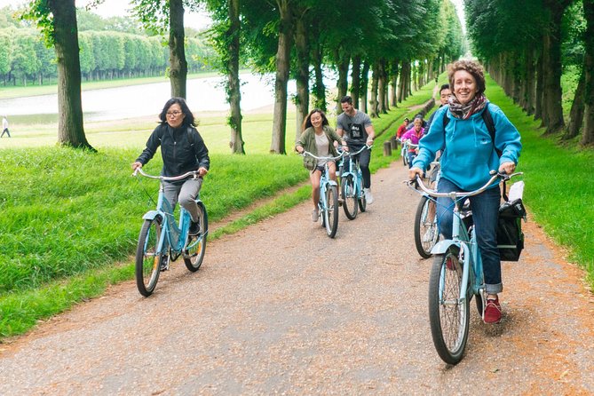 Versailles Palace Bike Tour with Market & Marie-Antoinette hamlet - Why the bike is the smart way to see Versailles