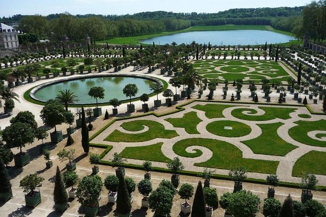 Versailles Palace Guided Day Tour and Trianon from Paris - The gardens: beautiful, open, and easy to underestimate