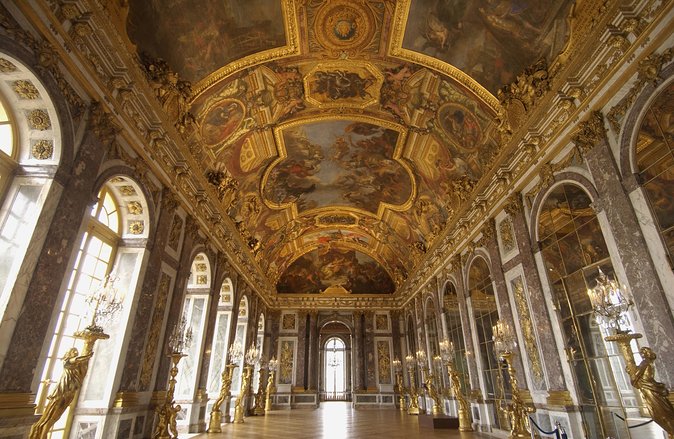 Versailles Palace Guided Day Tour and Trianon from Paris - Lunch and the long route to the Trianons
