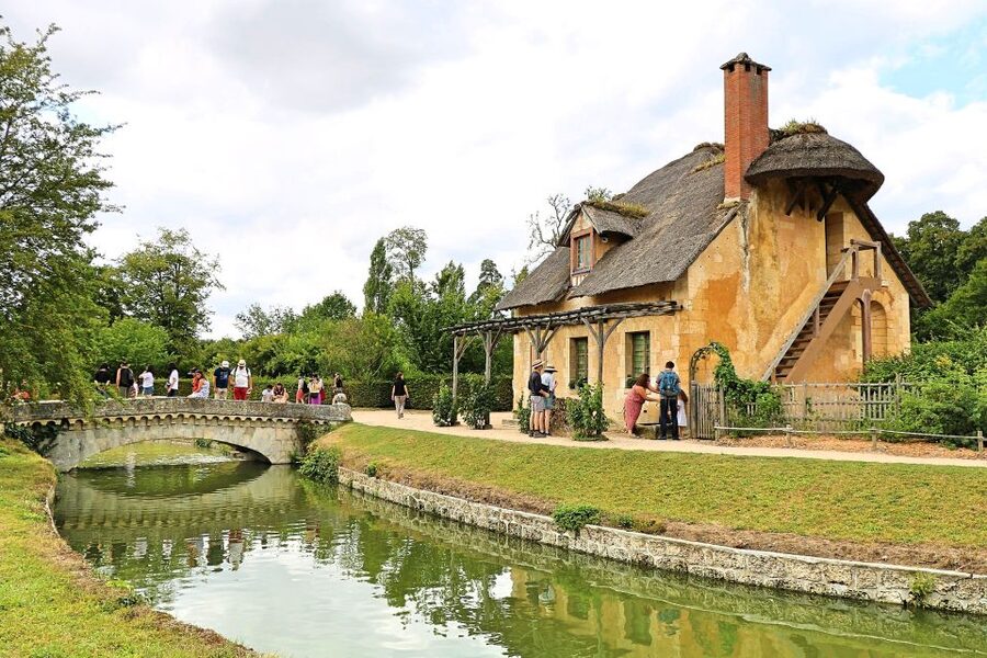 Versailles: Skip-the-Line Guided Palace Tour and Full Access - The Hall of Mirrors and Marie Antoinette’s rooms