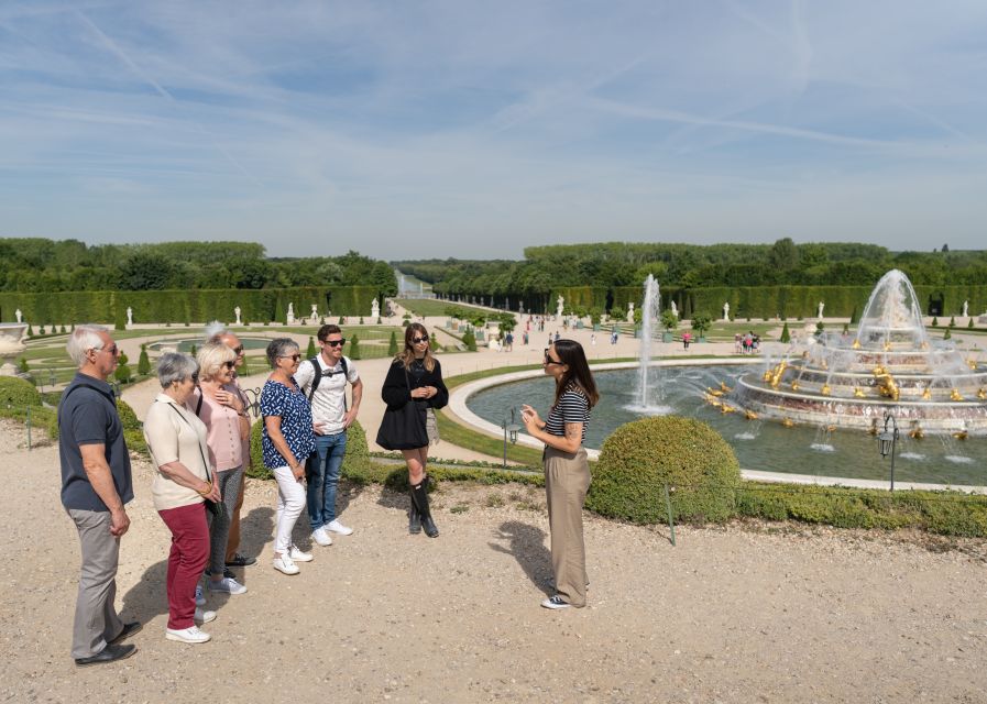Versailles: Skip-the-Line Versailles Palace and Gardens Tour - The gardens, fountains, and the value of a guided route