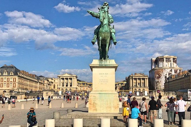 Versailles Small Group Guided Tour with Tranportation from Paris - How the guide can shape your visit