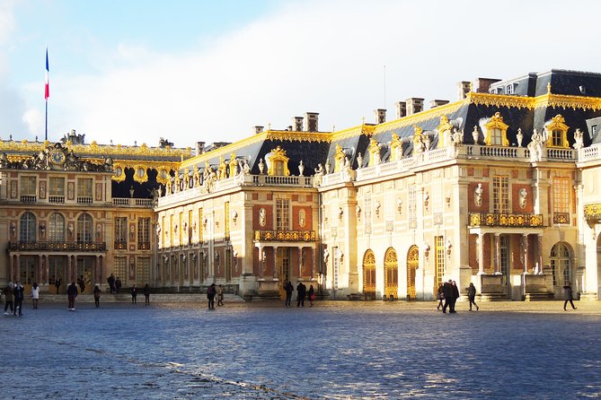 Versailles Small Group Guided Tour with Tranportation from Paris - Who should book this tour