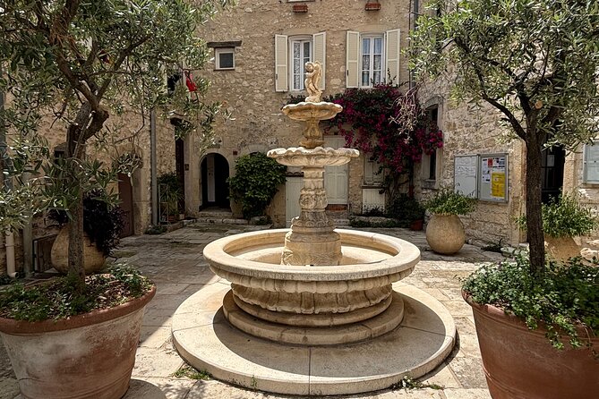 Villages Médiévaux,Grasse, Gourdon, Tourrettes sur Loup, St Paul - Who should book this village tour?