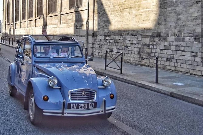 Vintage 2CV Adventure: 2 -Hour Paris Secrets Tour - Luxembourg Gardens: a quiet finish