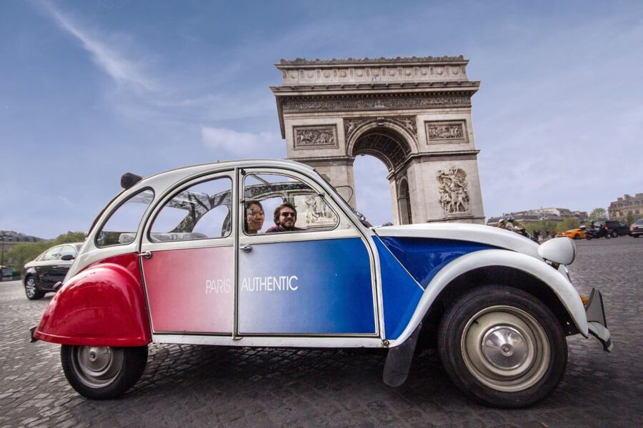Vintage 2CV tour + Cruise - Why a 2CV is a fun way to see Paris