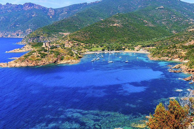 Visit Scandola, the creeks of Piana by boat - Girolata, a hamlet reached by sea or foot