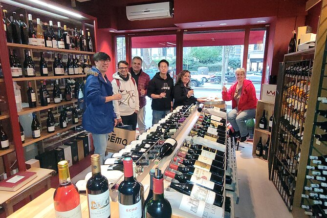 Wine tasting Paris Saint Germain des Pres - Starting on Boulevard Saint-Germain